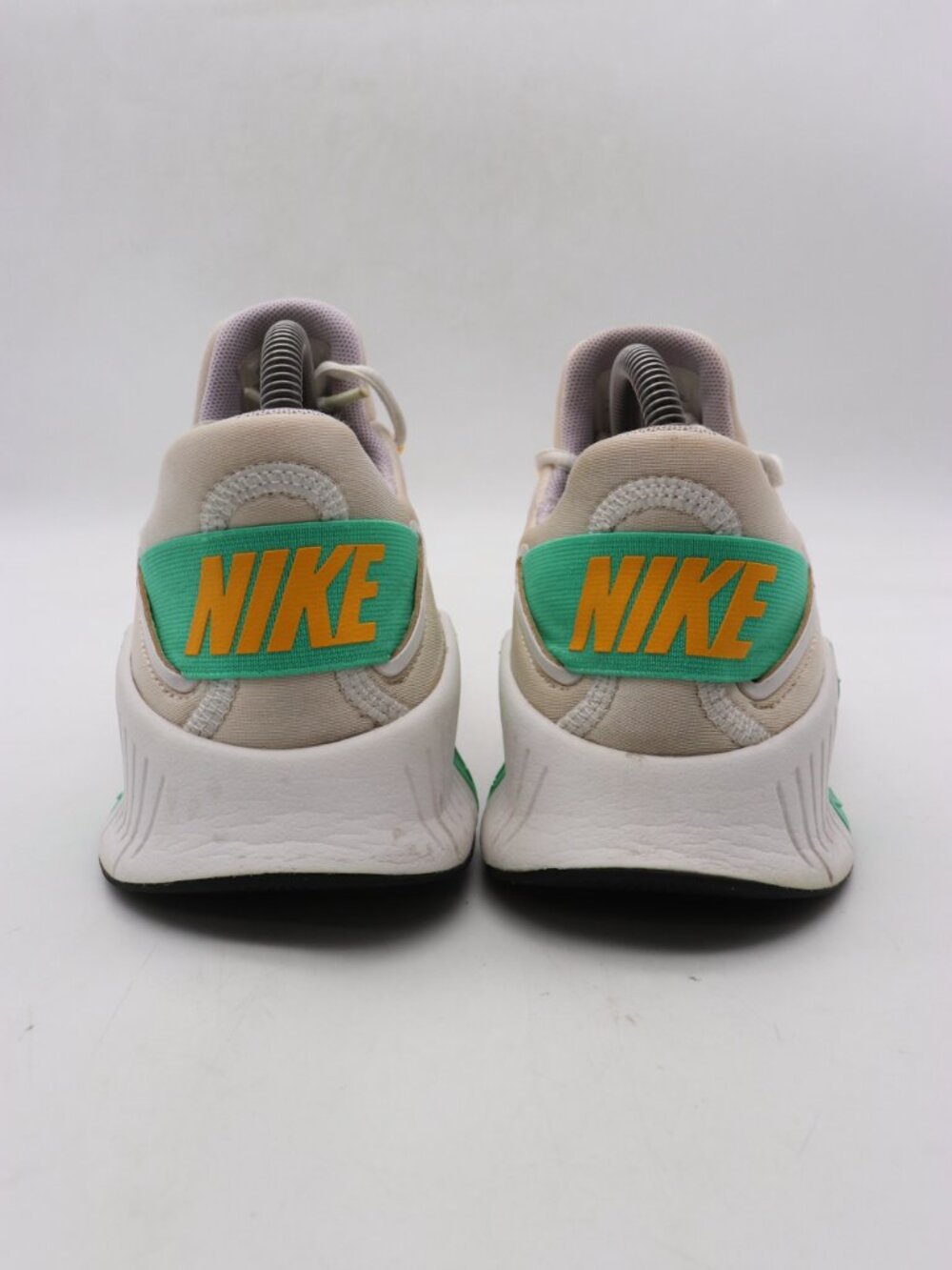 Nike Free Metcon 4 Women's 8 Running Athletic White Green Glow Sneaker CZ0596-13 - Picture 5 of 10